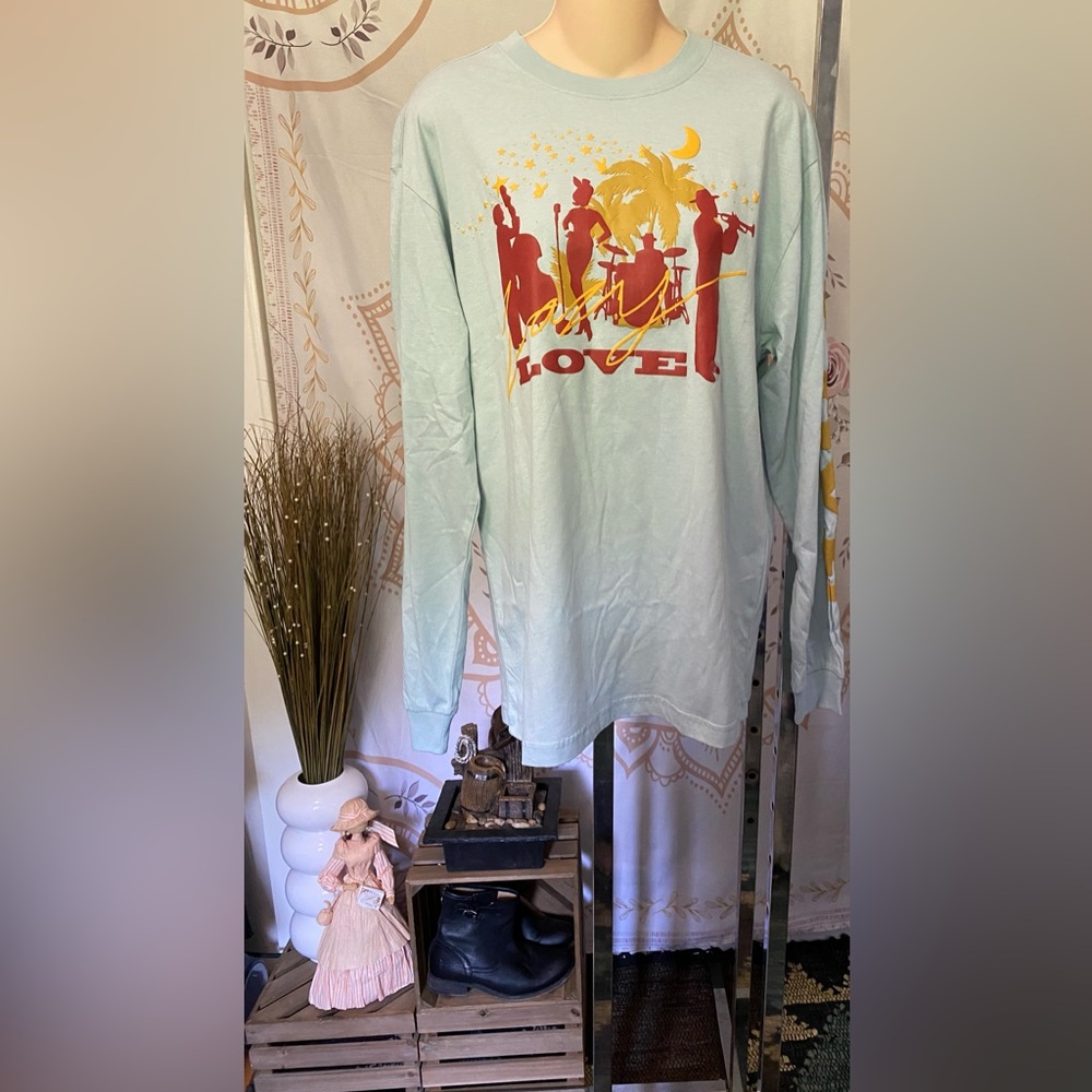NWOT small Mens Playboy Pacsun Long Sleeve T-Shirt Embossed Graphic Lazy Love